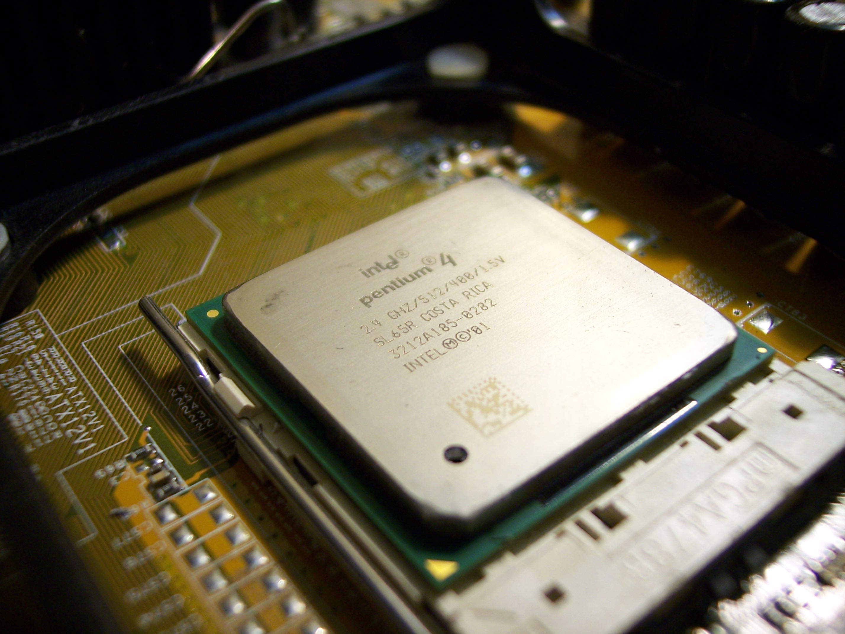 Intel Pentium 4 HT reference image